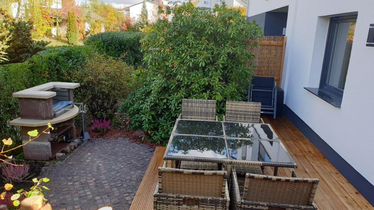 Haus Edda - Ferienwohnungen Mit Garten Und Schlossblick Marburg Εξωτερικό φωτογραφία